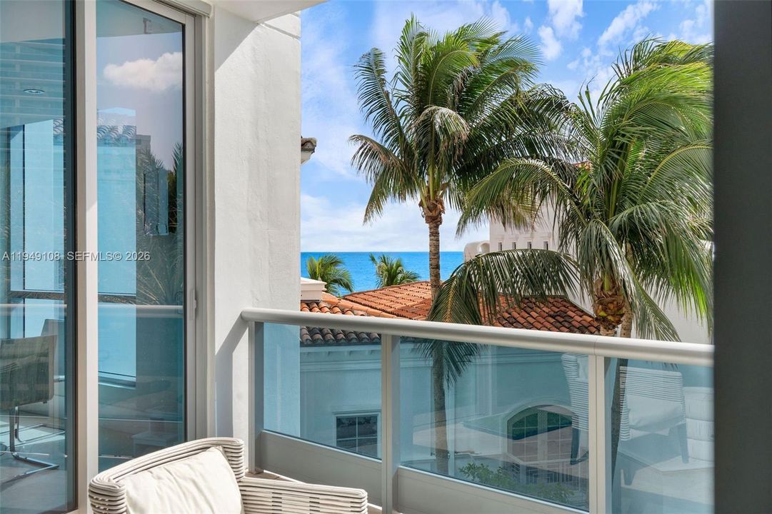 For Sale: $4,500,000 (5 beds, 5 baths, 4135 Square Feet)