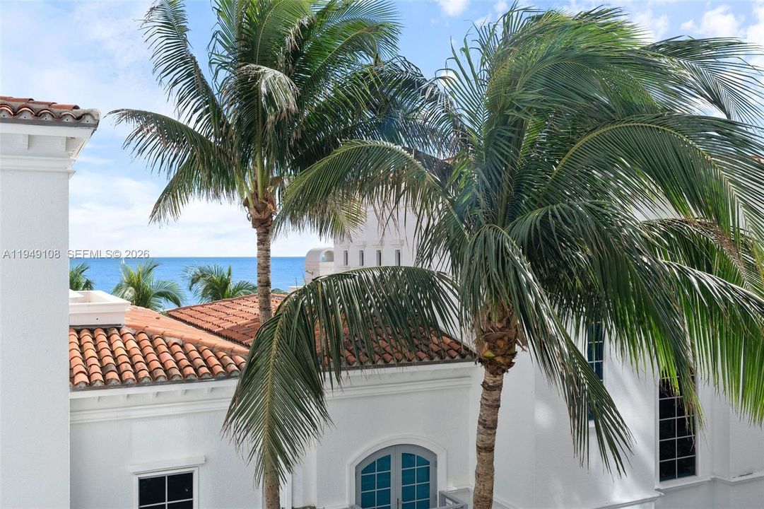 For Sale: $4,500,000 (5 beds, 5 baths, 4135 Square Feet)