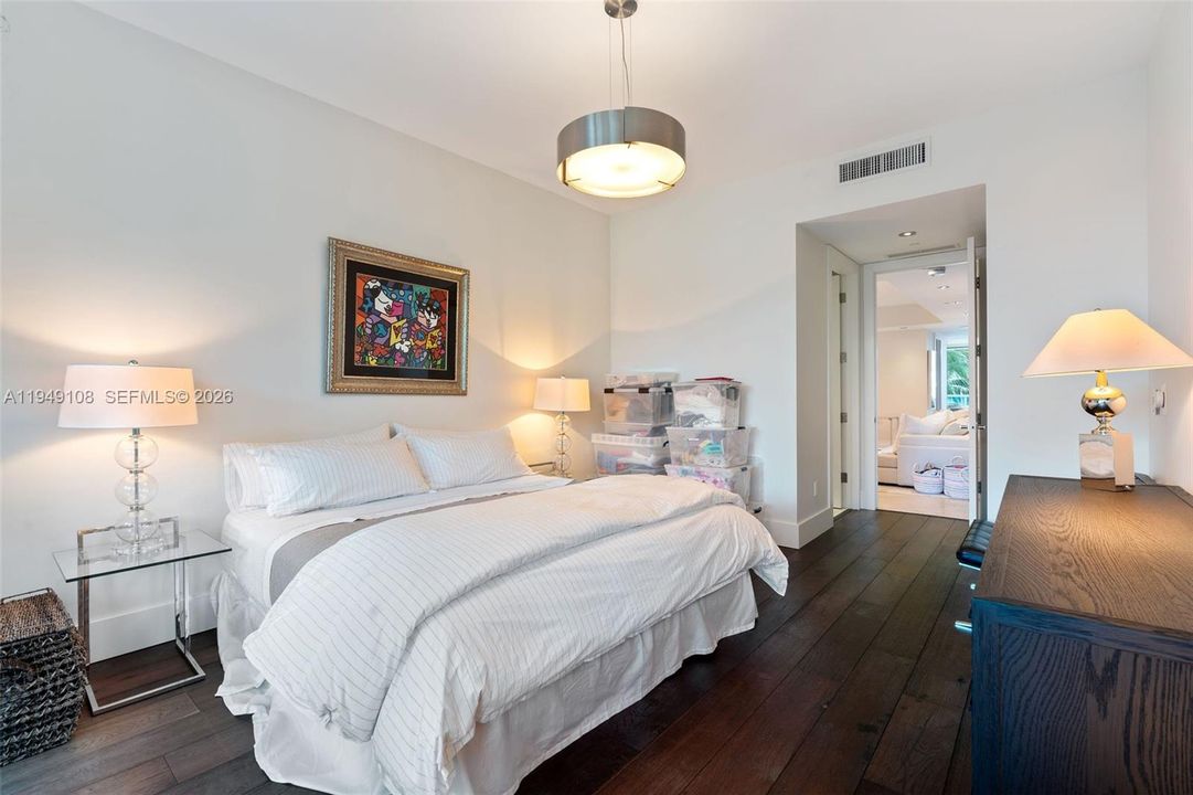 For Sale: $4,500,000 (5 beds, 5 baths, 4135 Square Feet)