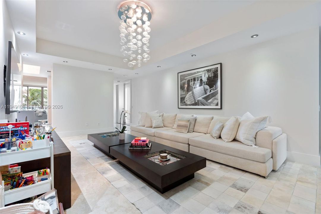For Sale: $4,500,000 (5 beds, 5 baths, 4135 Square Feet)