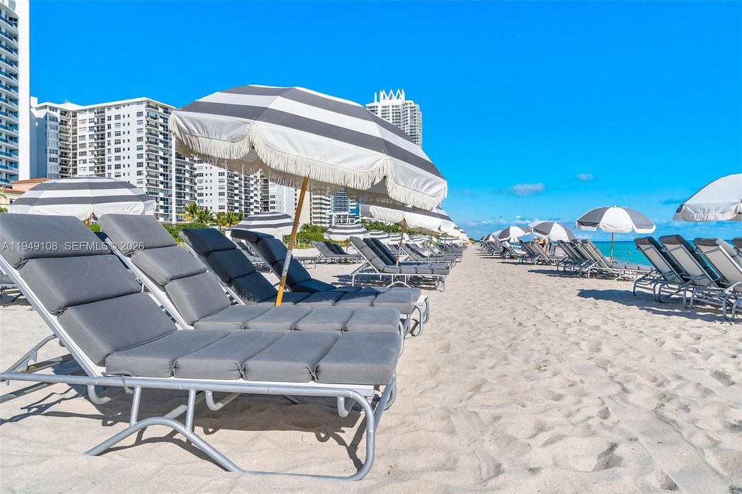 For Sale: $4,500,000 (5 beds, 5 baths, 4135 Square Feet)