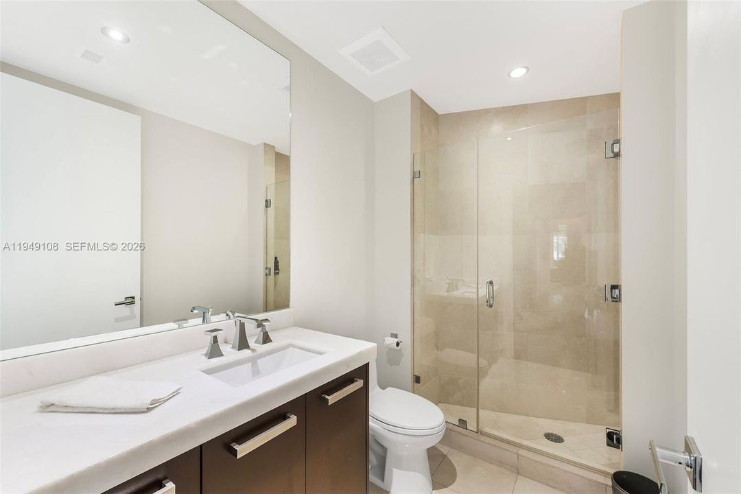 For Sale: $4,500,000 (5 beds, 5 baths, 4135 Square Feet)