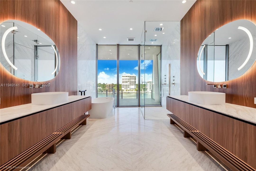For Sale: $8,940,000 (4 beds, 4 baths, 4117 Square Feet)
