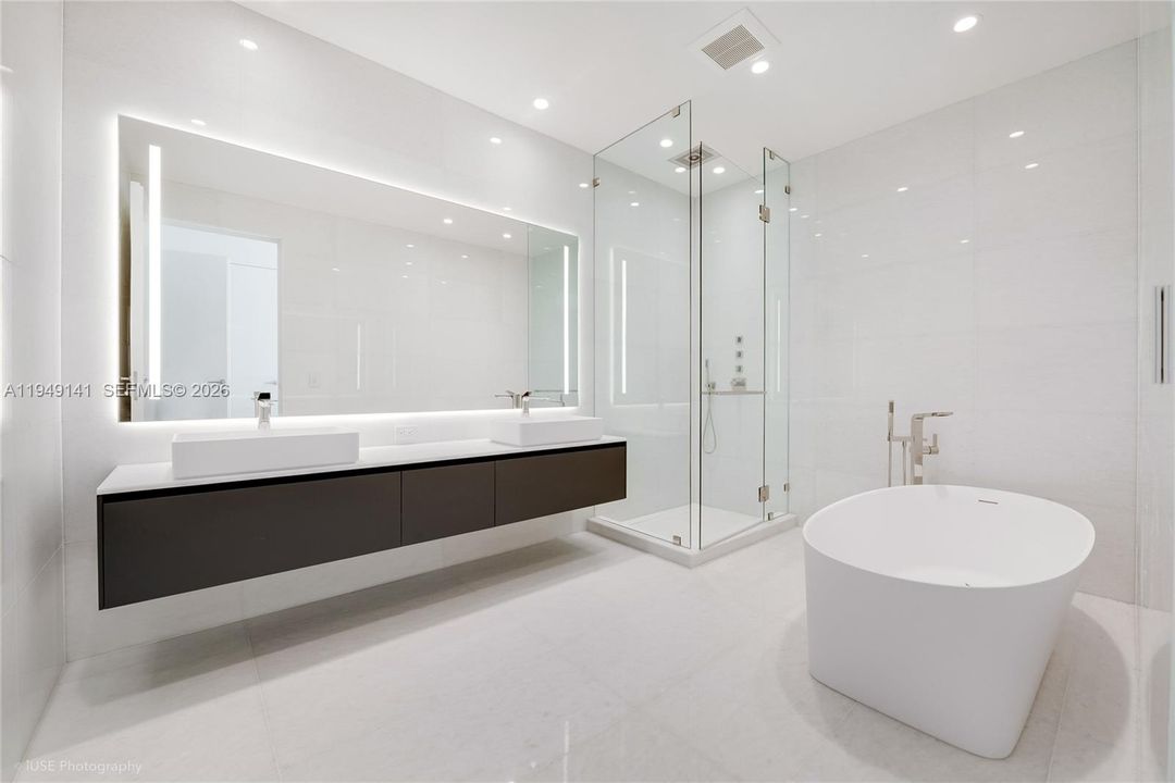 For Sale: $8,940,000 (4 beds, 4 baths, 4117 Square Feet)