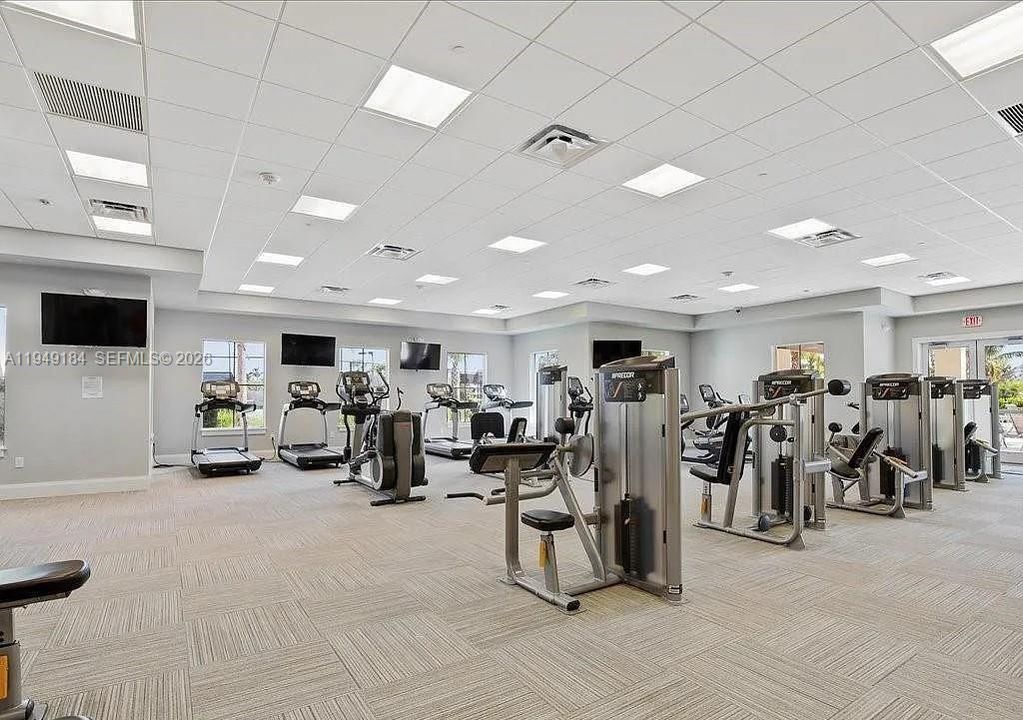 最近售出: $589,000 (5 贝兹, 3 浴室, 0 平方英尺)
