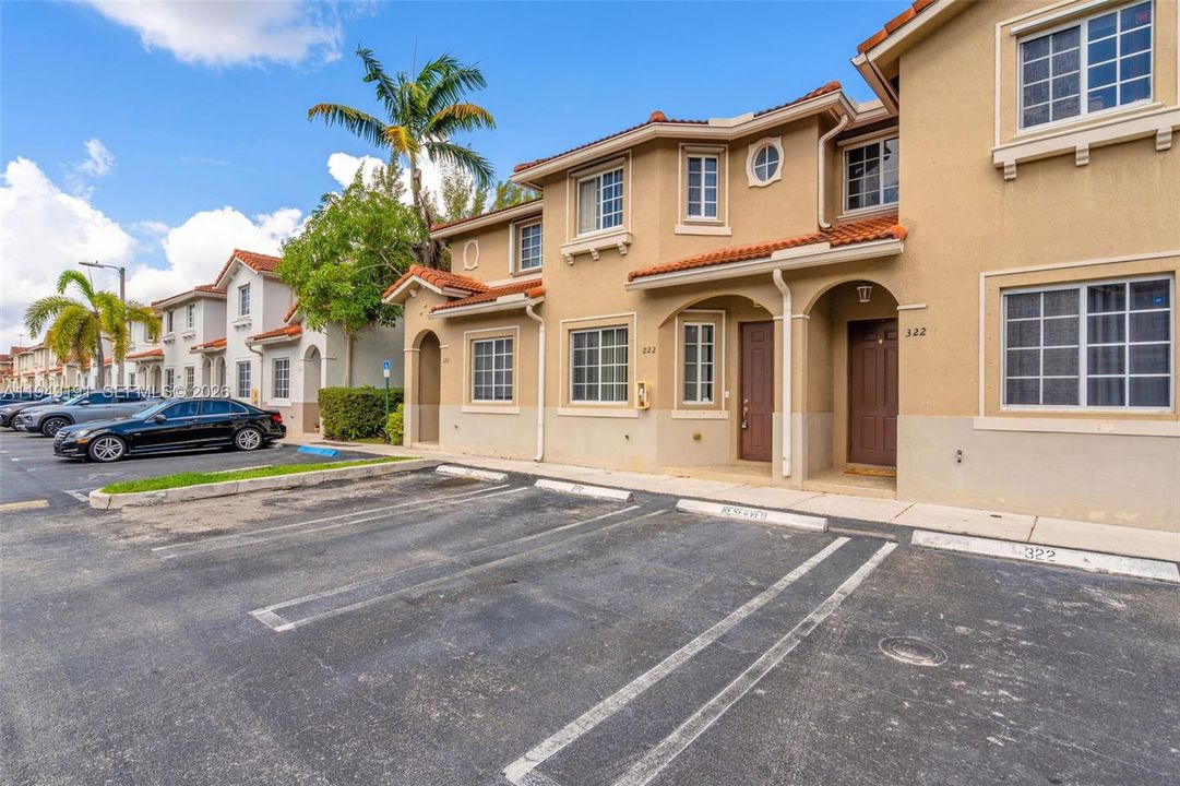 En Venta: $325,000 (3 camas, 2 baños, 1419 Pies cuadrados)
