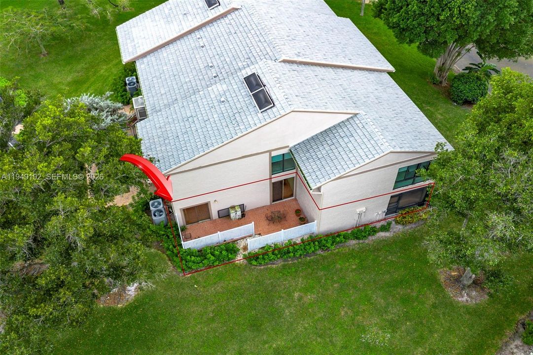 Activo con contrato: $95,000 (3 camas, 2 baños, 1809 Pies cuadrados)