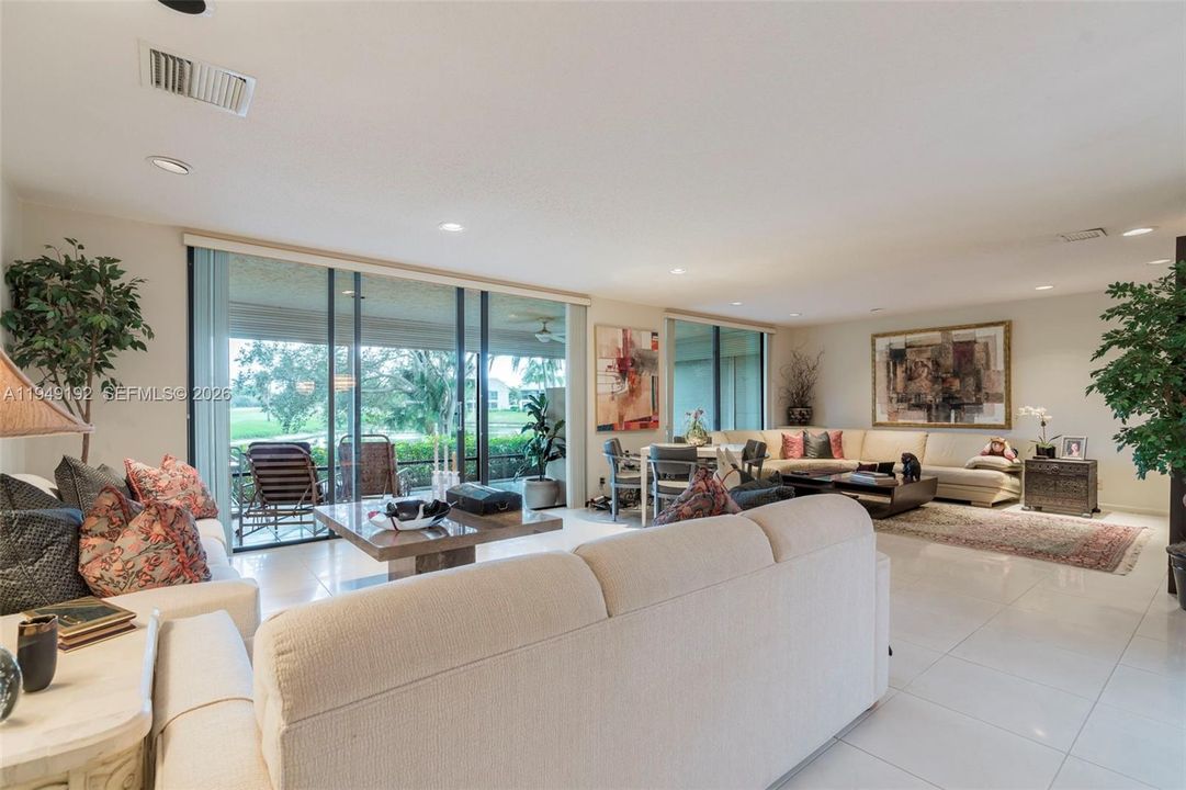 Activo con contrato: $95,000 (3 camas, 2 baños, 1809 Pies cuadrados)