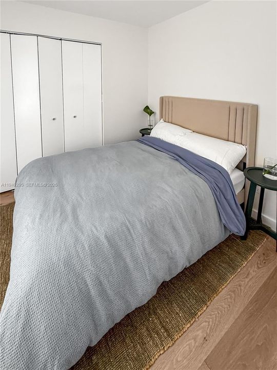 Vendido Recientemente: $999,995 (4 camas, 2 baños, 1784 Pies cuadrados)