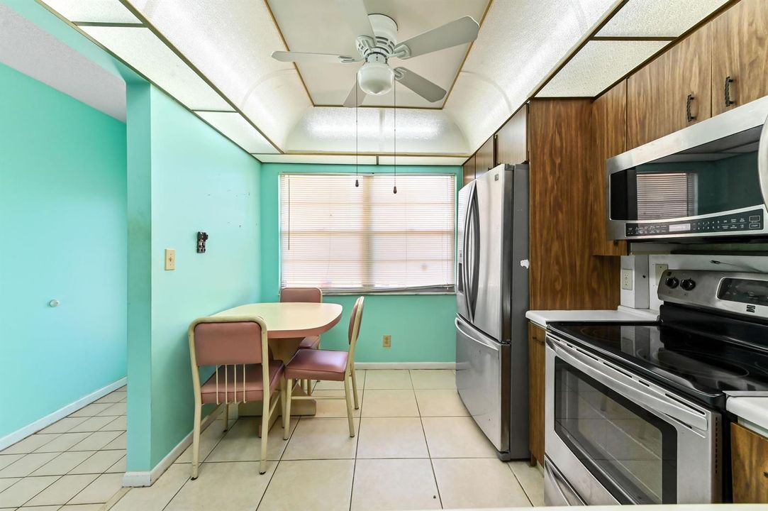 08 kitchen 03
