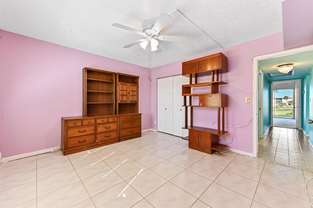 21 bedroom 02
