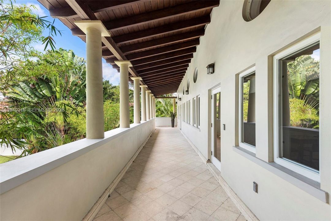 For Sale: $5,900,000 (6 beds, 4 baths, 4222 Square Feet)
