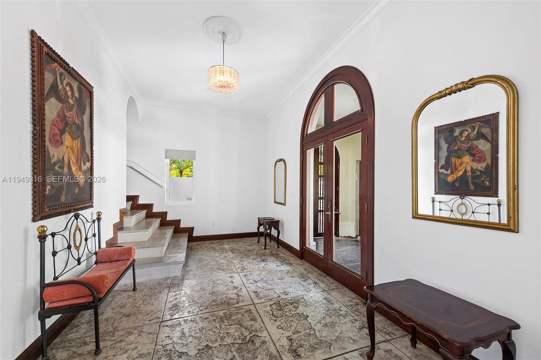 For Sale: $5,900,000 (6 beds, 4 baths, 4222 Square Feet)