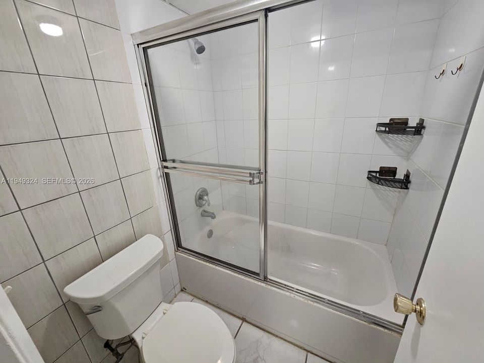 В аренду: $2,575 (3 спален, 2 ванн, 1286 Квадратных фут)