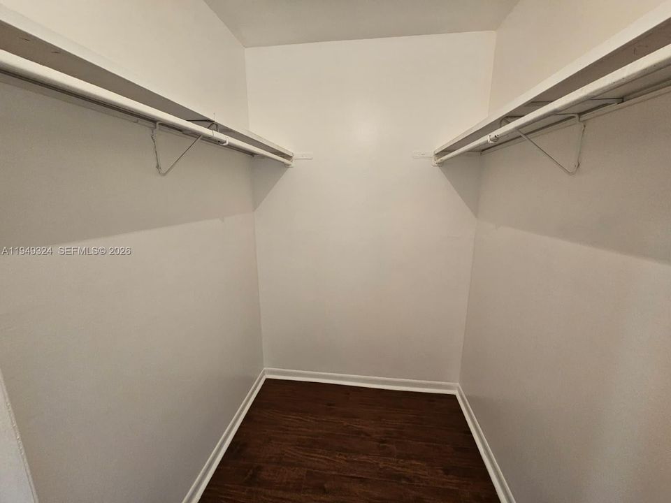 В аренду: $2,575 (3 спален, 2 ванн, 1286 Квадратных фут)