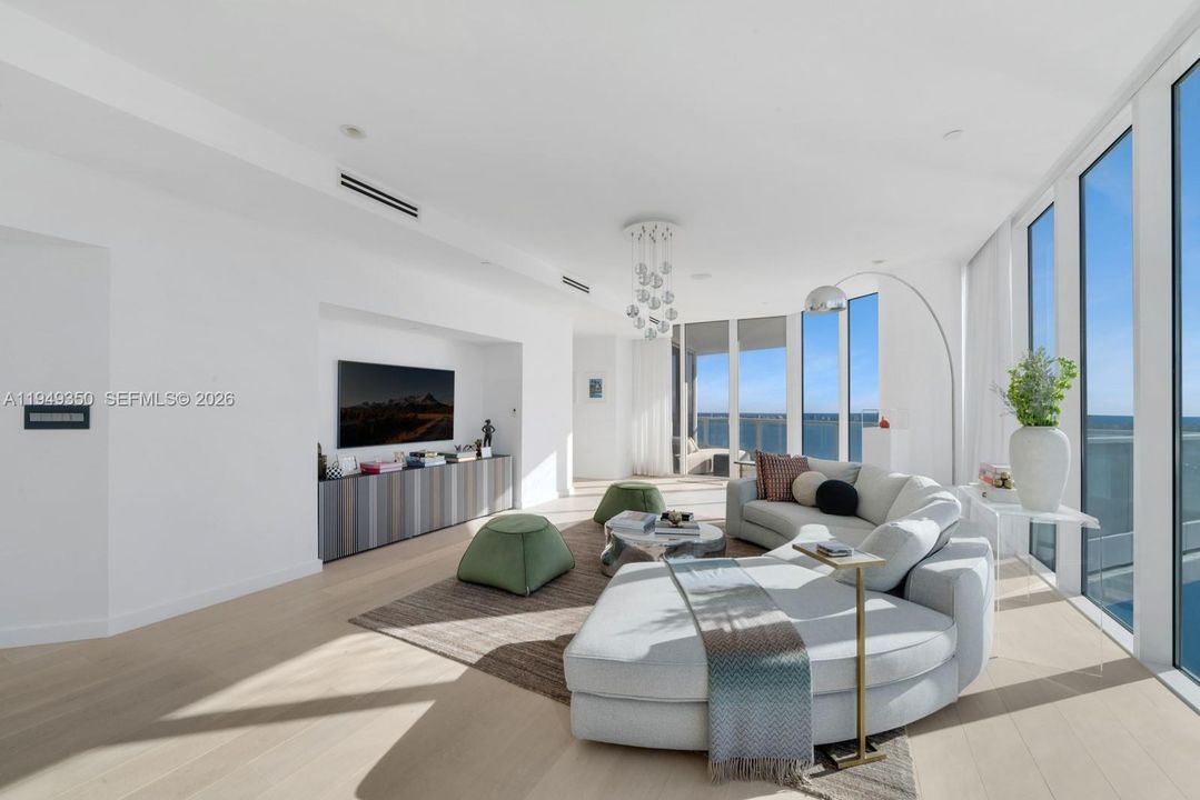 For Sale: $5,850,000 (4 beds, 4 baths, 4437 Square Feet)
