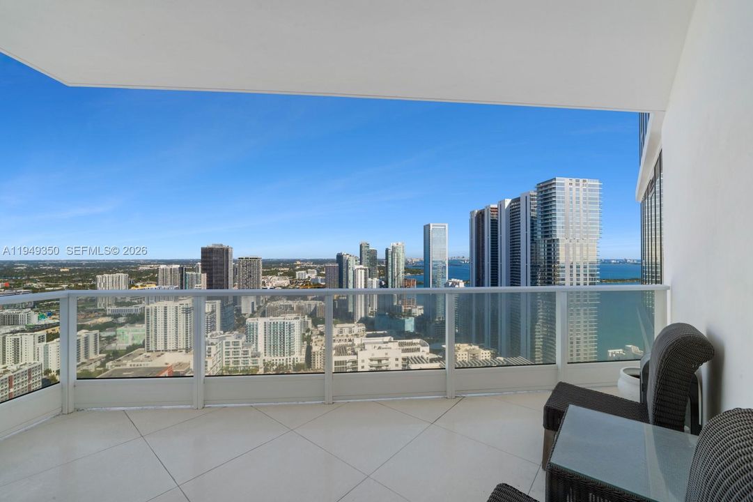 For Sale: $5,850,000 (4 beds, 4 baths, 4437 Square Feet)