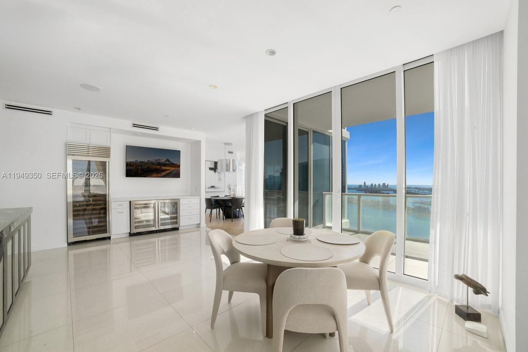 For Sale: $5,850,000 (4 beds, 4 baths, 4437 Square Feet)