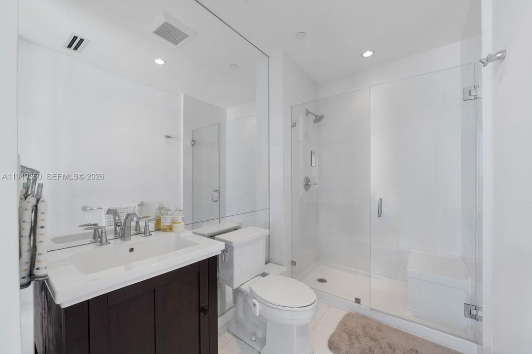For Sale: $5,850,000 (4 beds, 4 baths, 4437 Square Feet)