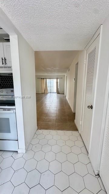 For Sale: $84,900 (2 beds, 2 baths, 1200 Square Feet)