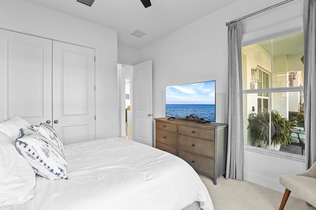 1st floor suite