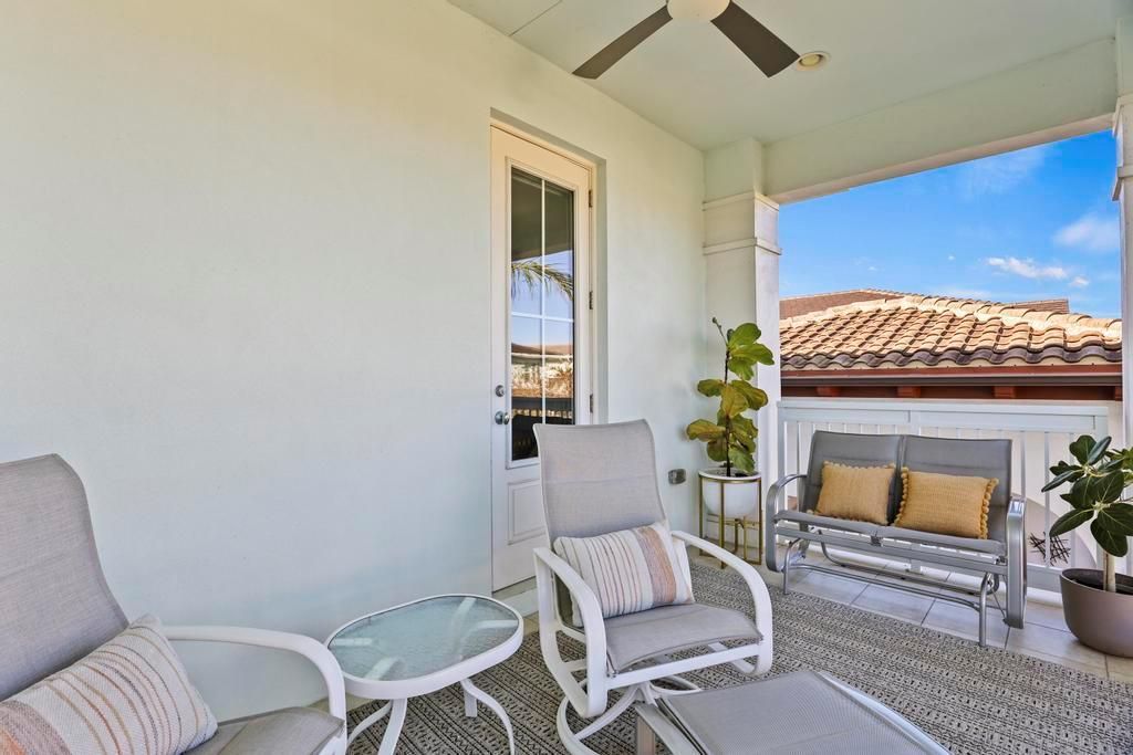 2nd floor balcony