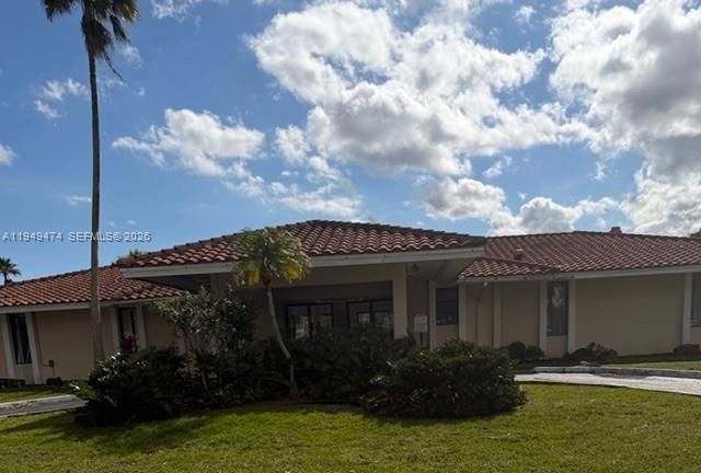 For Sale: $115,000 (2 beds, 2 baths, 972 Square Feet)