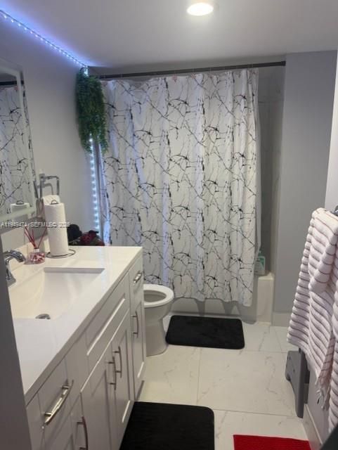 For Sale: $115,000 (2 beds, 2 baths, 972 Square Feet)