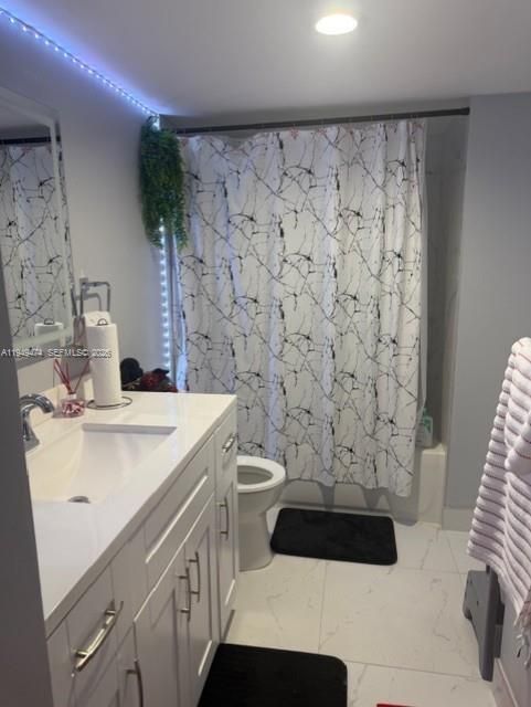 For Sale: $115,000 (2 beds, 2 baths, 972 Square Feet)