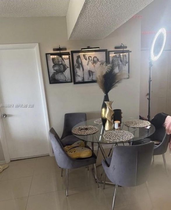 For Sale: $115,000 (2 beds, 2 baths, 972 Square Feet)