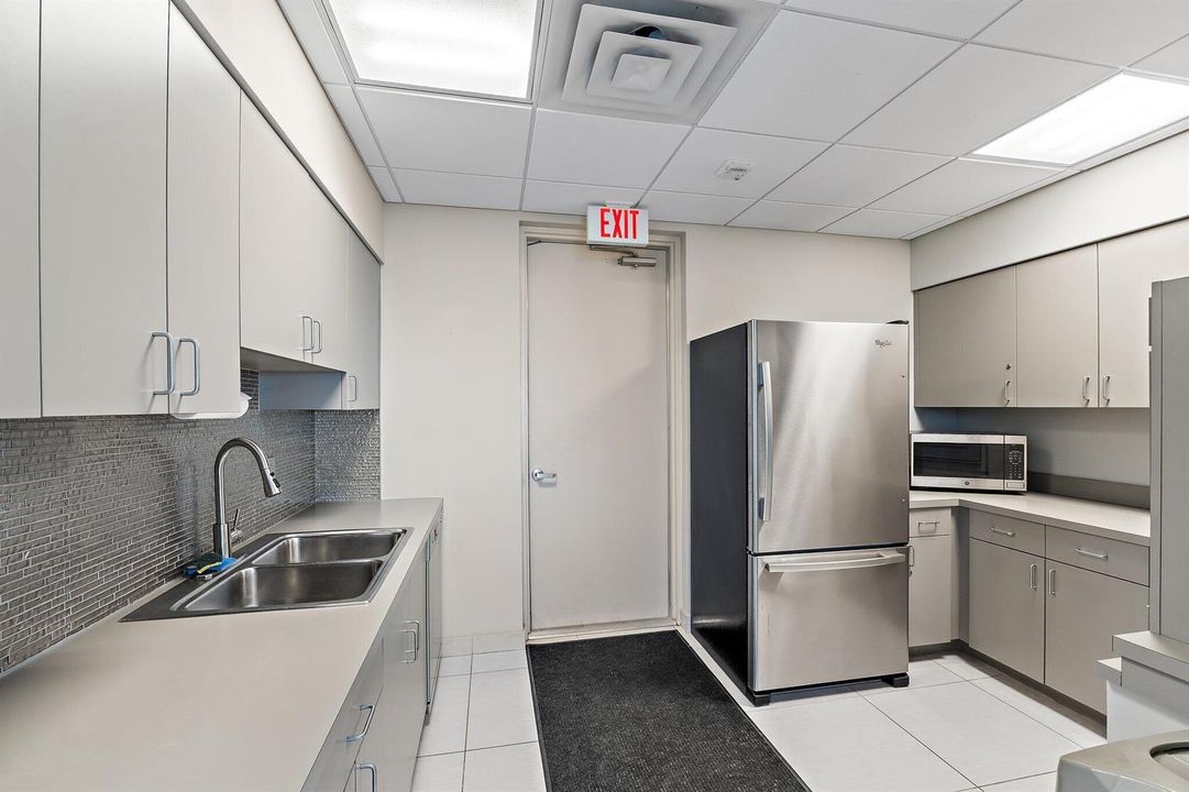 104-5510NOceanDr-300bldg19C-RivieraBeach
