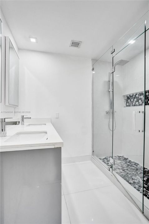 For Sale: $367,900 (3 beds, 2 baths, 1376 Square Feet)