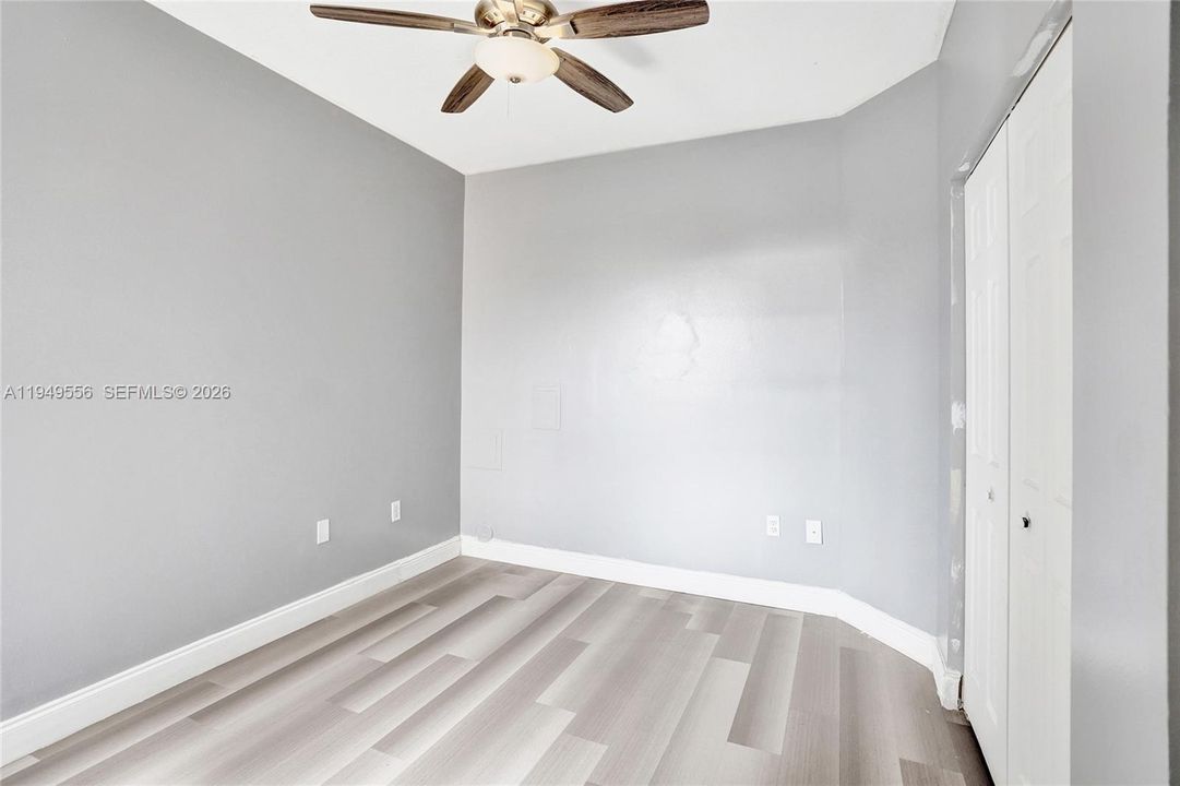 For Sale: $367,900 (3 beds, 2 baths, 1376 Square Feet)