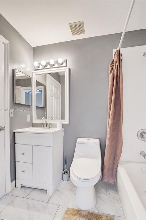 For Sale: $367,900 (3 beds, 2 baths, 1376 Square Feet)