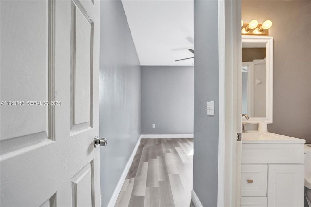 For Sale: $367,900 (3 beds, 2 baths, 1376 Square Feet)