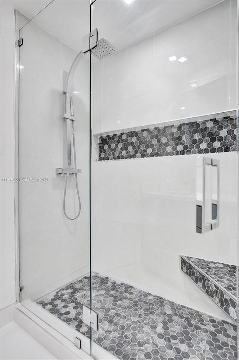 For Sale: $367,900 (3 beds, 2 baths, 1376 Square Feet)