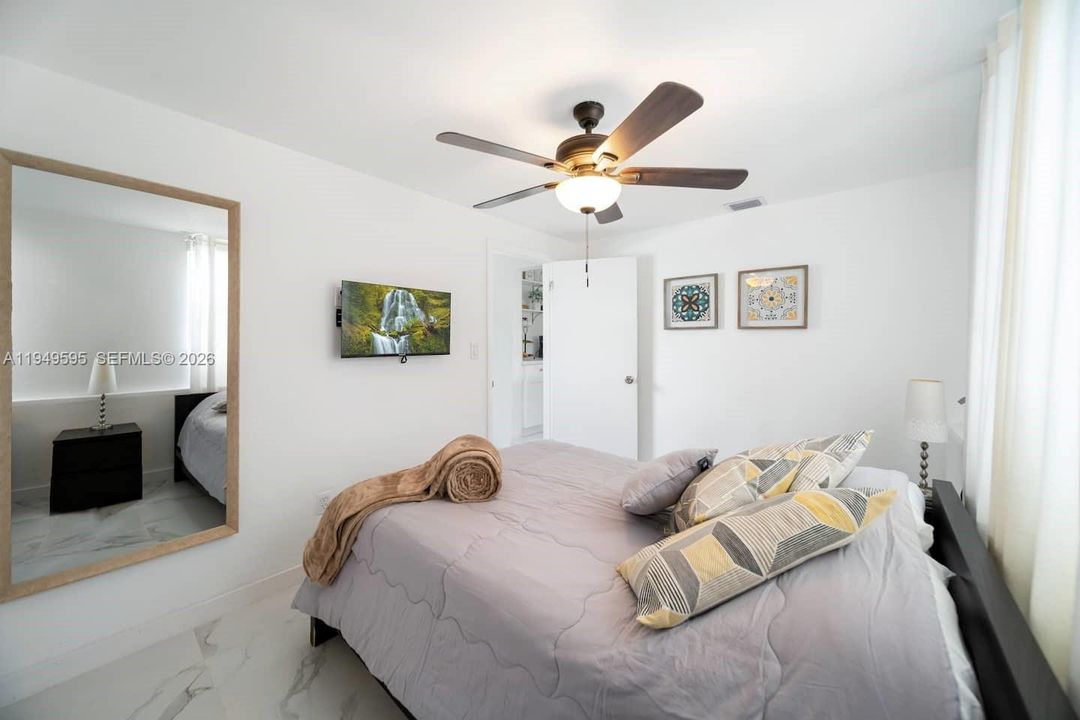 En Venta: $564,999 (4 camas, 2 baños, 1453 Pies cuadrados)