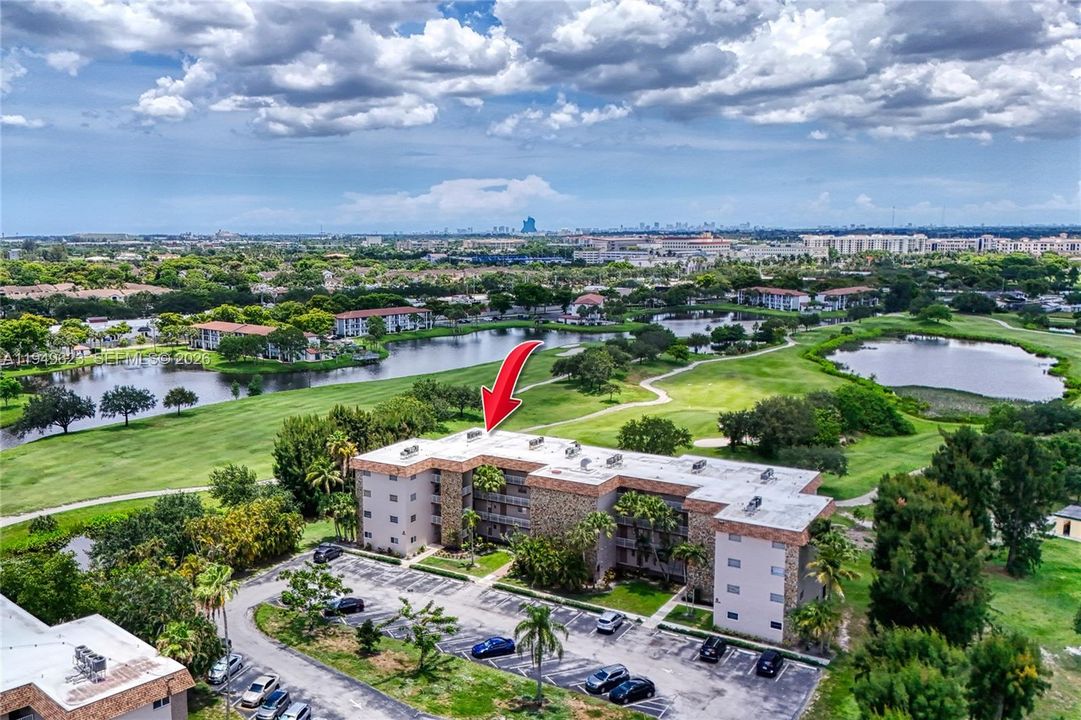 En Venta: $219,000 (2 camas, 2 baños, 949 Pies cuadrados)