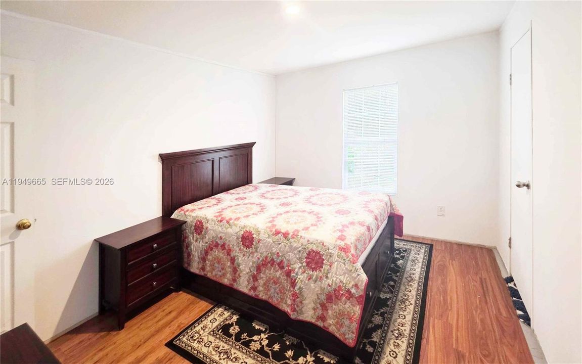 For Sale: $233,000 (3 beds, 2 baths, 1248 Square Feet)
