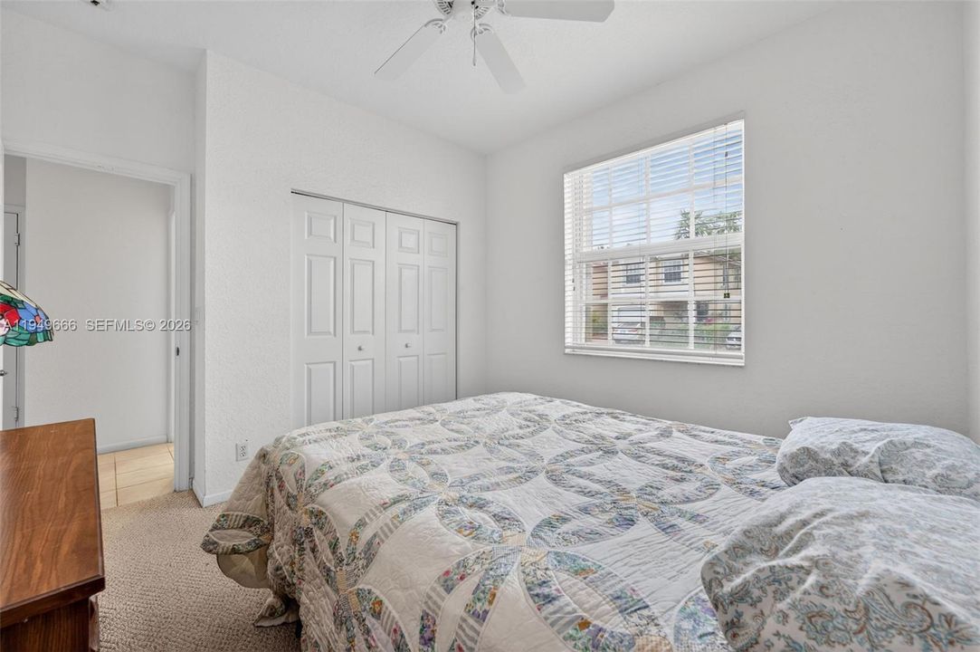 Activo con contrato: $399,000 (3 camas, 2 baños, 1174 Pies cuadrados)