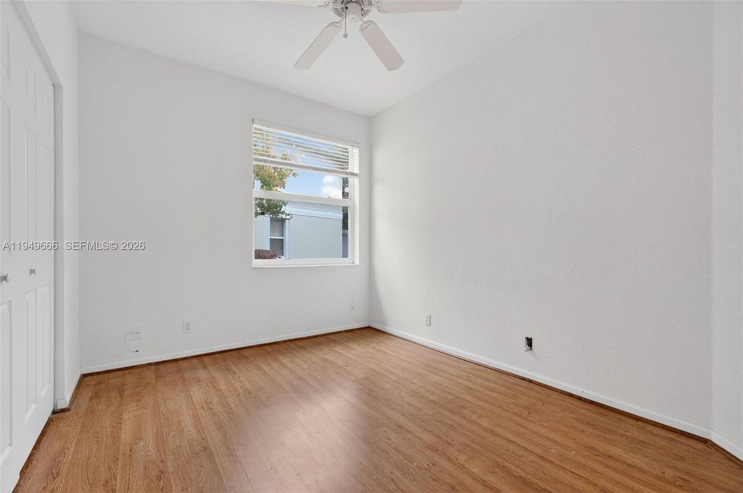 Activo con contrato: $399,000 (3 camas, 2 baños, 1174 Pies cuadrados)