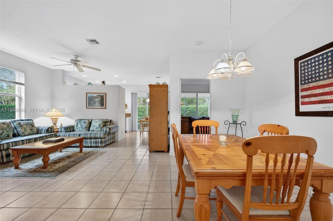 Activo con contrato: $399,000 (3 camas, 2 baños, 1174 Pies cuadrados)