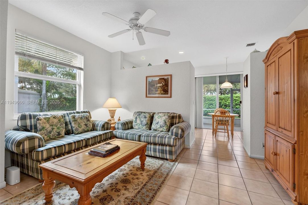 Activo con contrato: $399,000 (3 camas, 2 baños, 1174 Pies cuadrados)