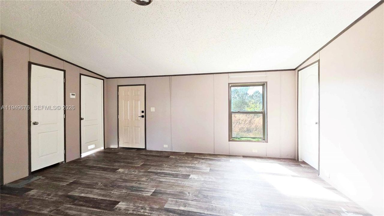 На продажу: $259,400 (3 спален, 2 ванн, 0 Квадратных фут)