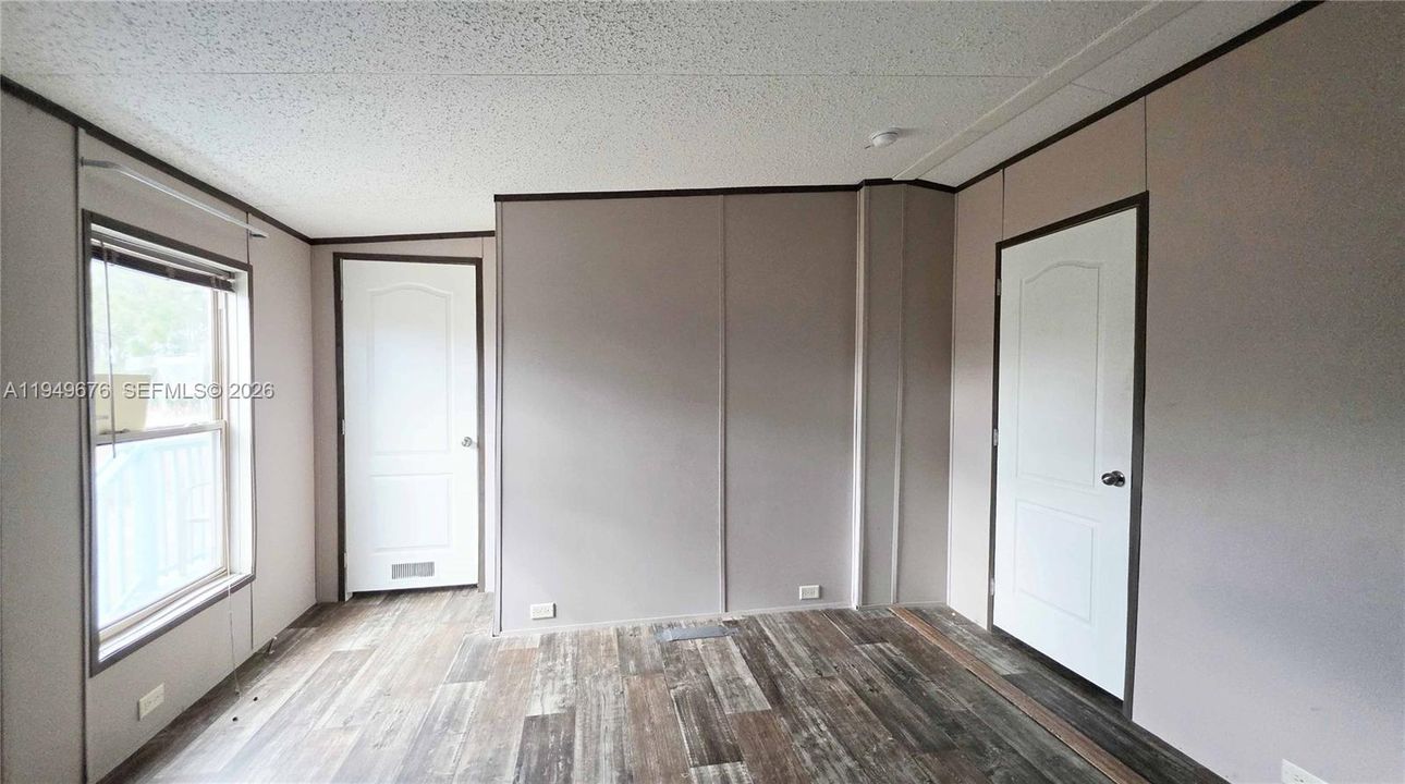 На продажу: $259,400 (3 спален, 2 ванн, 0 Квадратных фут)