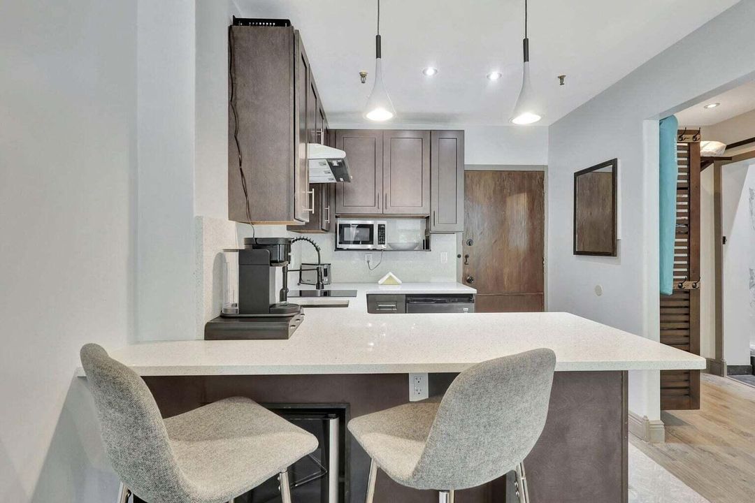235 Sunrise Ave., 2241