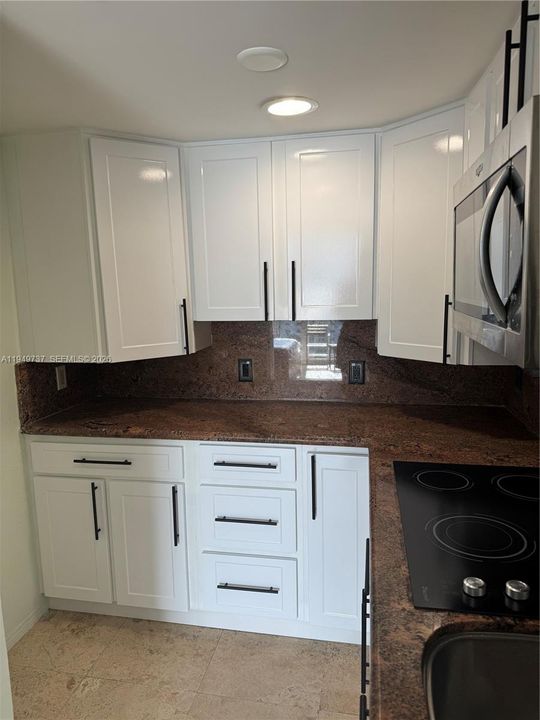For Sale: $125,000 (0 beds, 1 baths, 360 Square Feet)