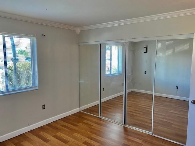 Mirroe closet doors