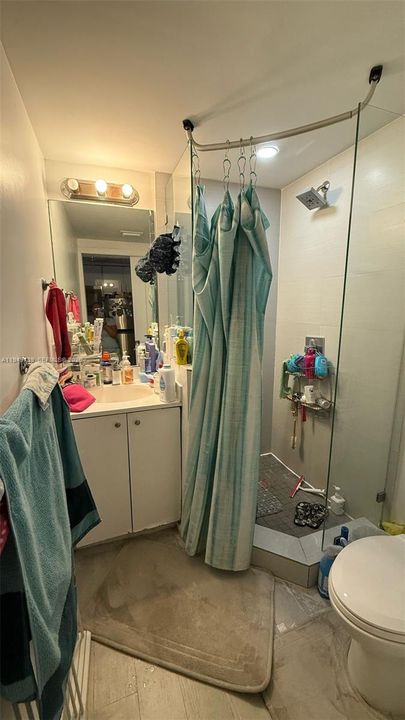 Active With Contract: $205,000 (1 beds, 1 baths, 395 Square Feet)