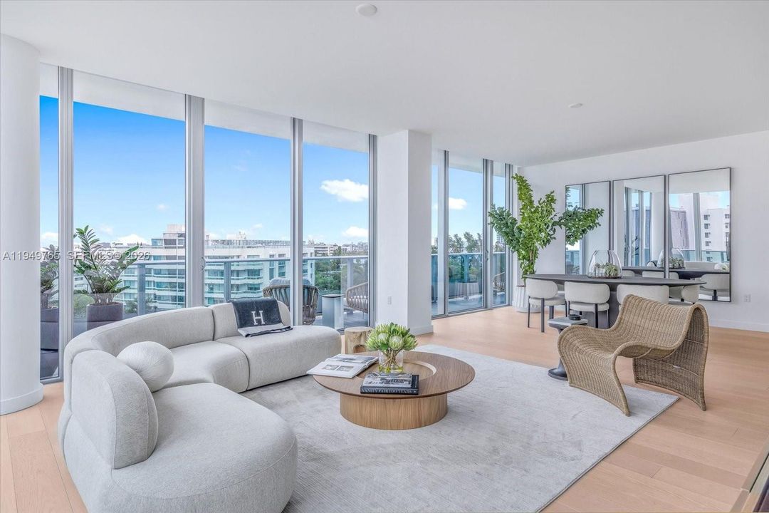 For Sale: $2,999,000 (3 beds, 3 baths, 2068 Square Feet)